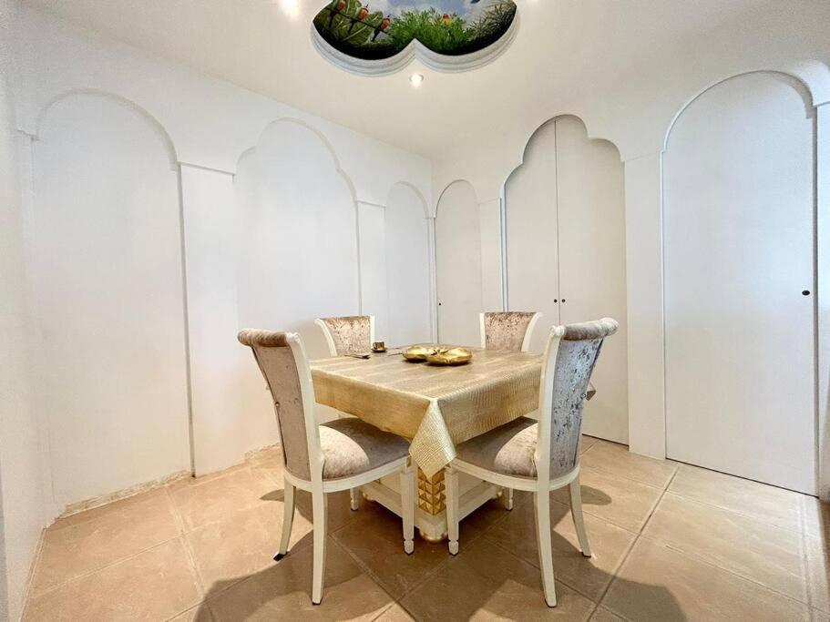 Luxurious Apartment In The Center Of Брюссель Экстерьер фото